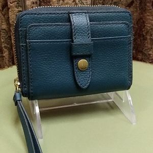 🎀💰 2/$25 Fossil Leather Green Card Case Wallet